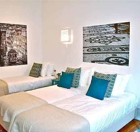 Apartman Family In The Center Of